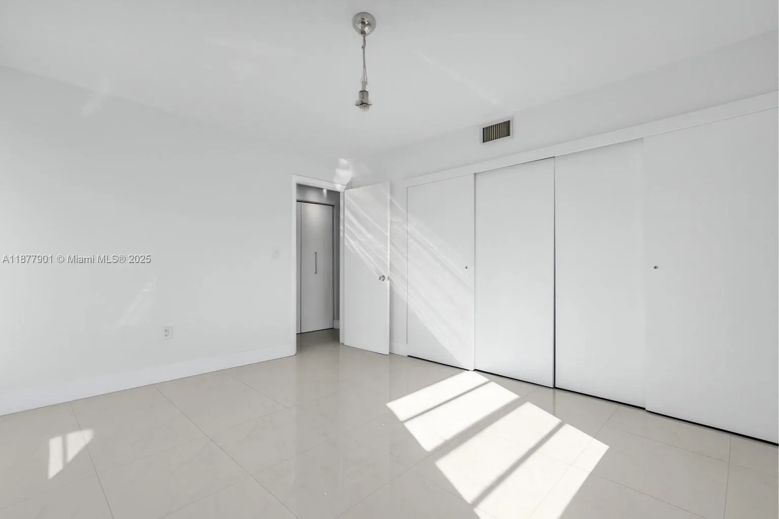 525 Meridian Ave, #307