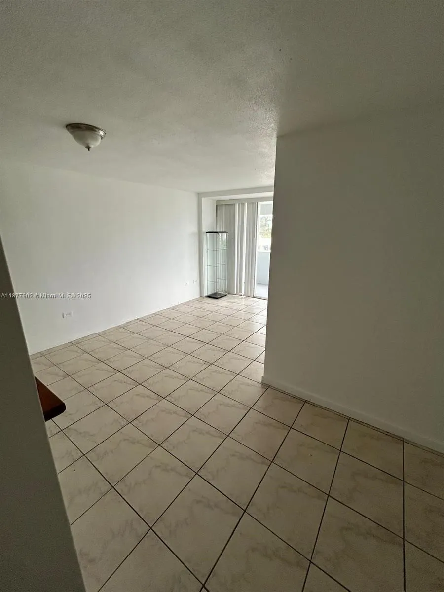 7545 E Treasure Dr, #4D