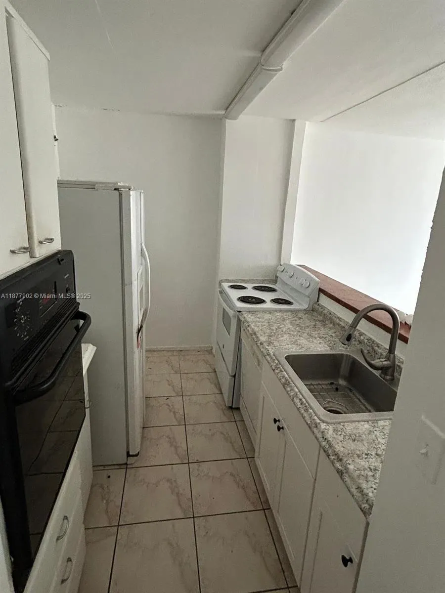 7545 E Treasure Dr, #4D