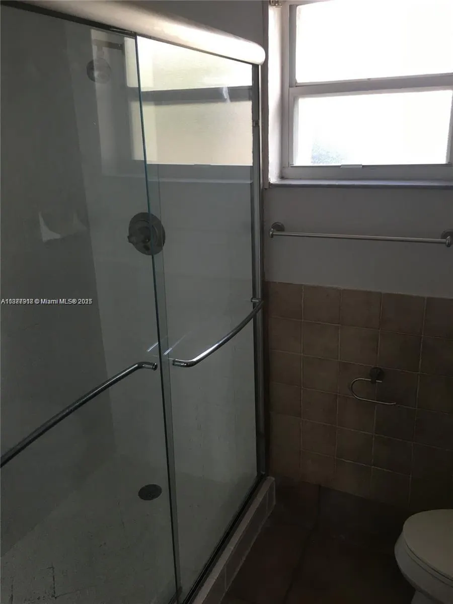 1901 Fillmore St, #102