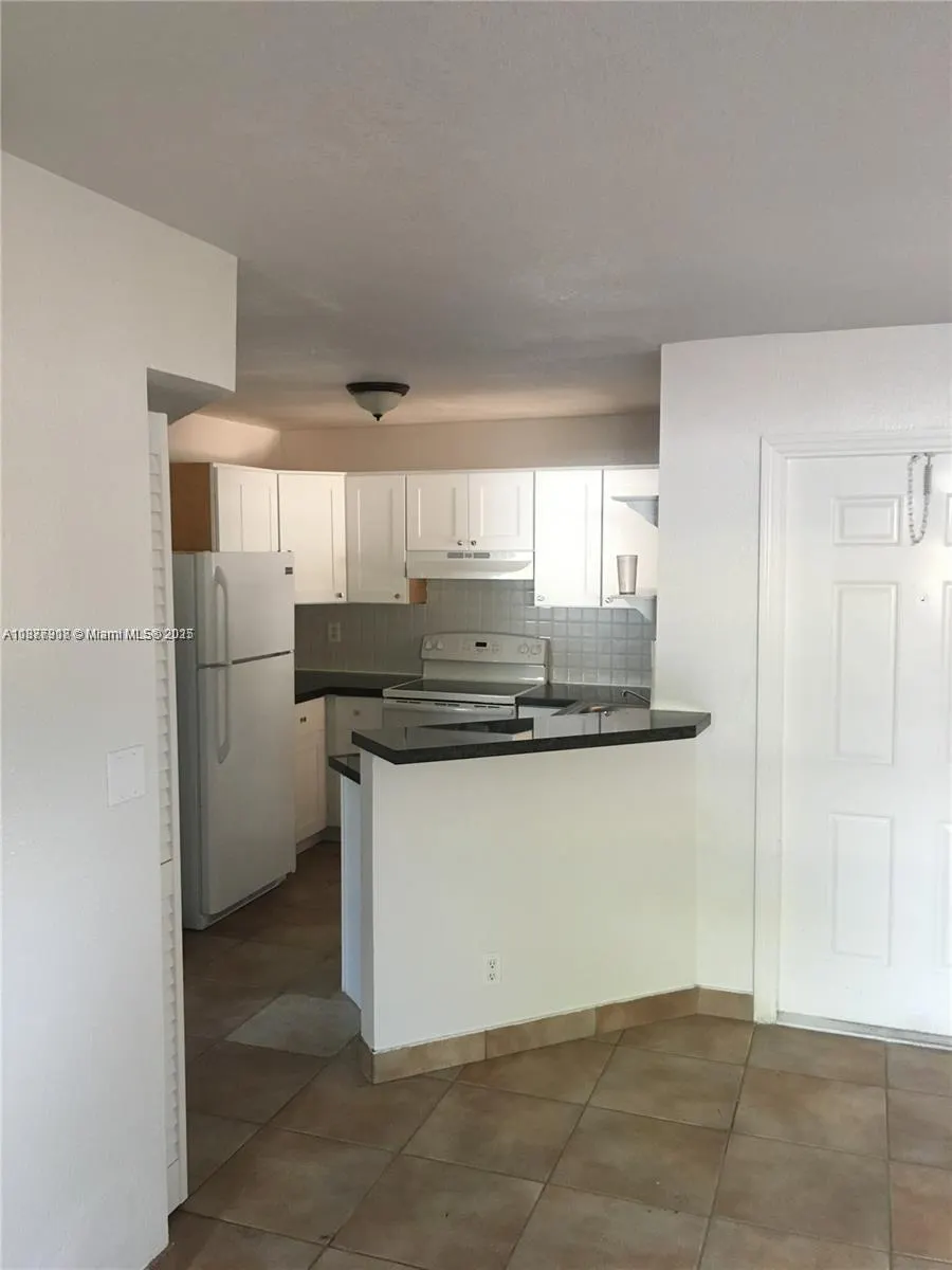 1901 Fillmore St, #102