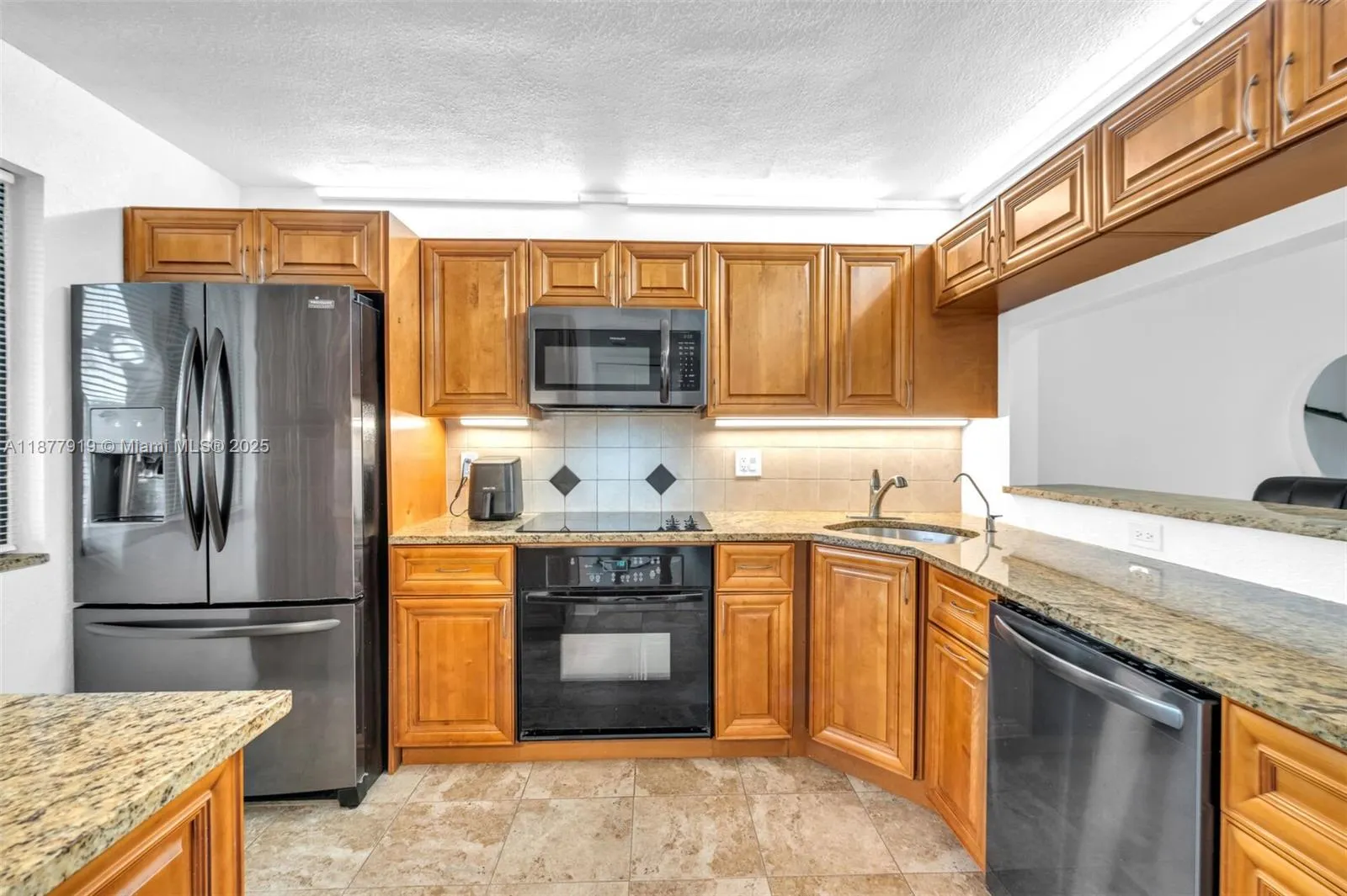 398 Lakeview Dr, #205