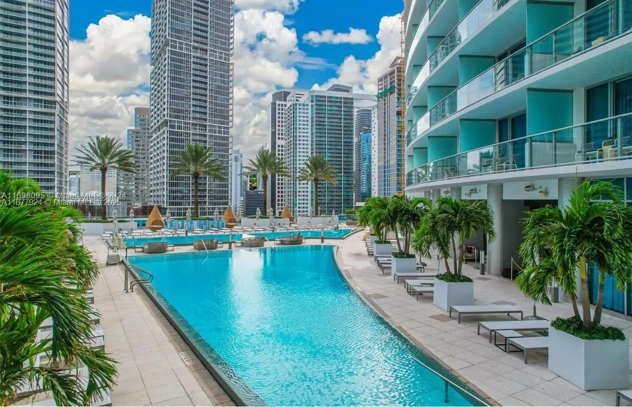 200 Biscayne Boulevard Way, #3801