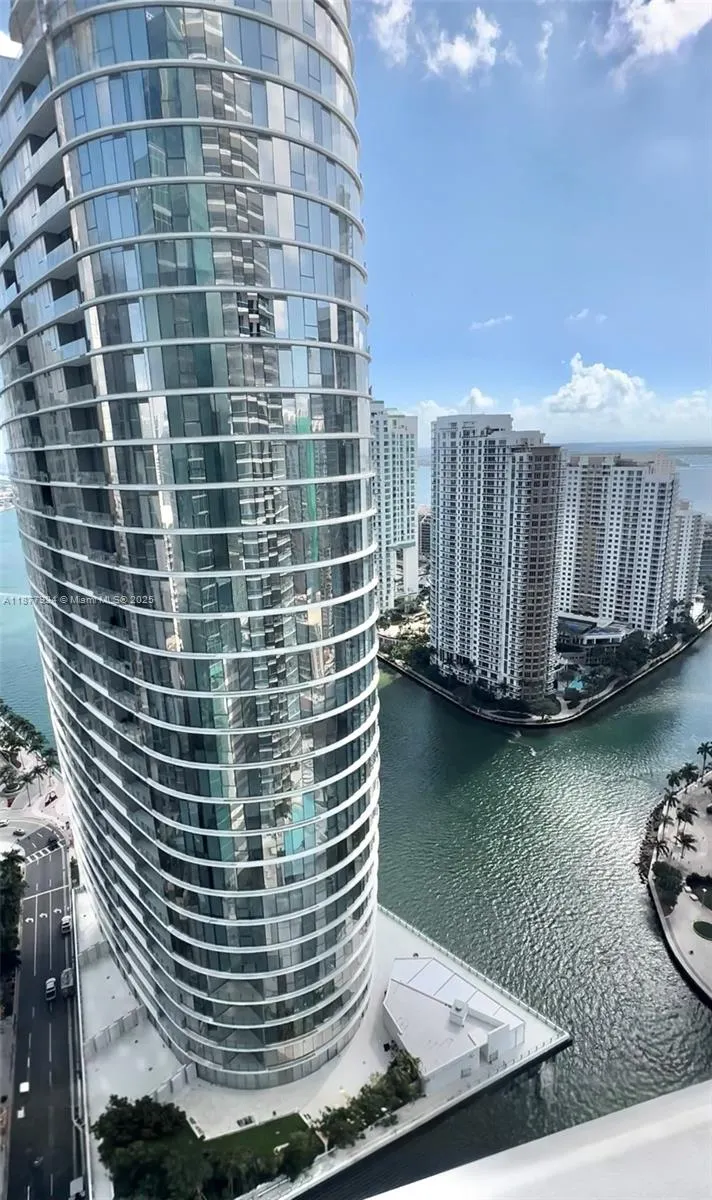 200 Biscayne Boulevard Way, #3801