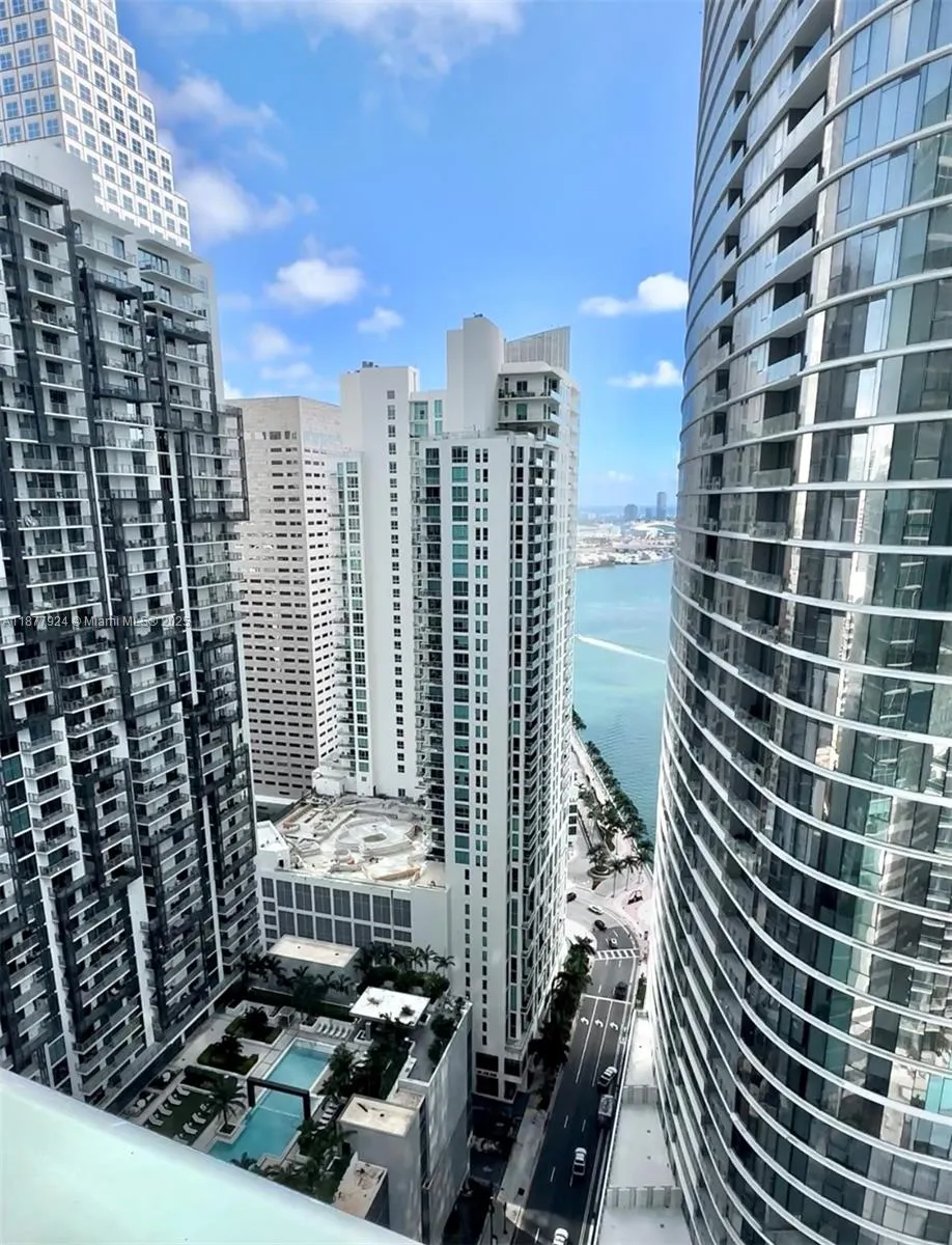 200 Biscayne Boulevard Way, #3801