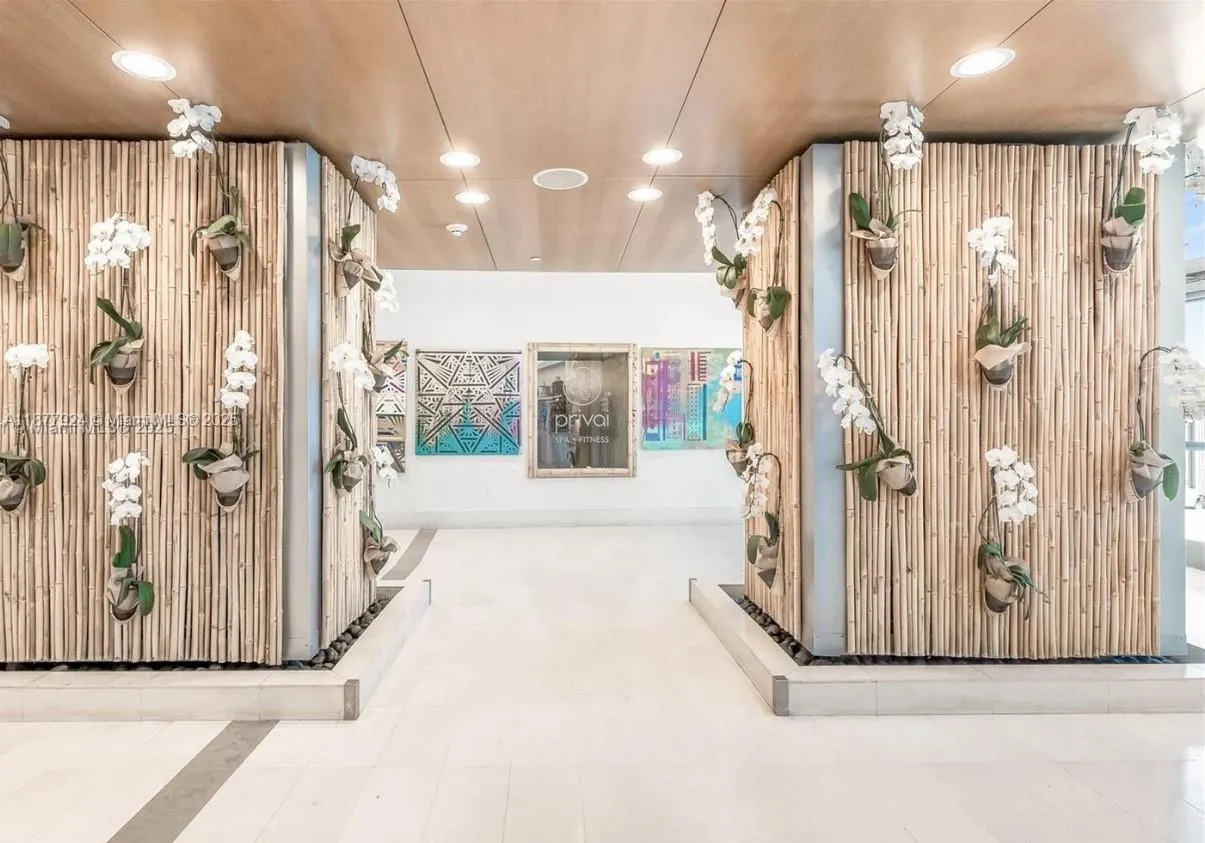 200 Biscayne Boulevard Way, #3801