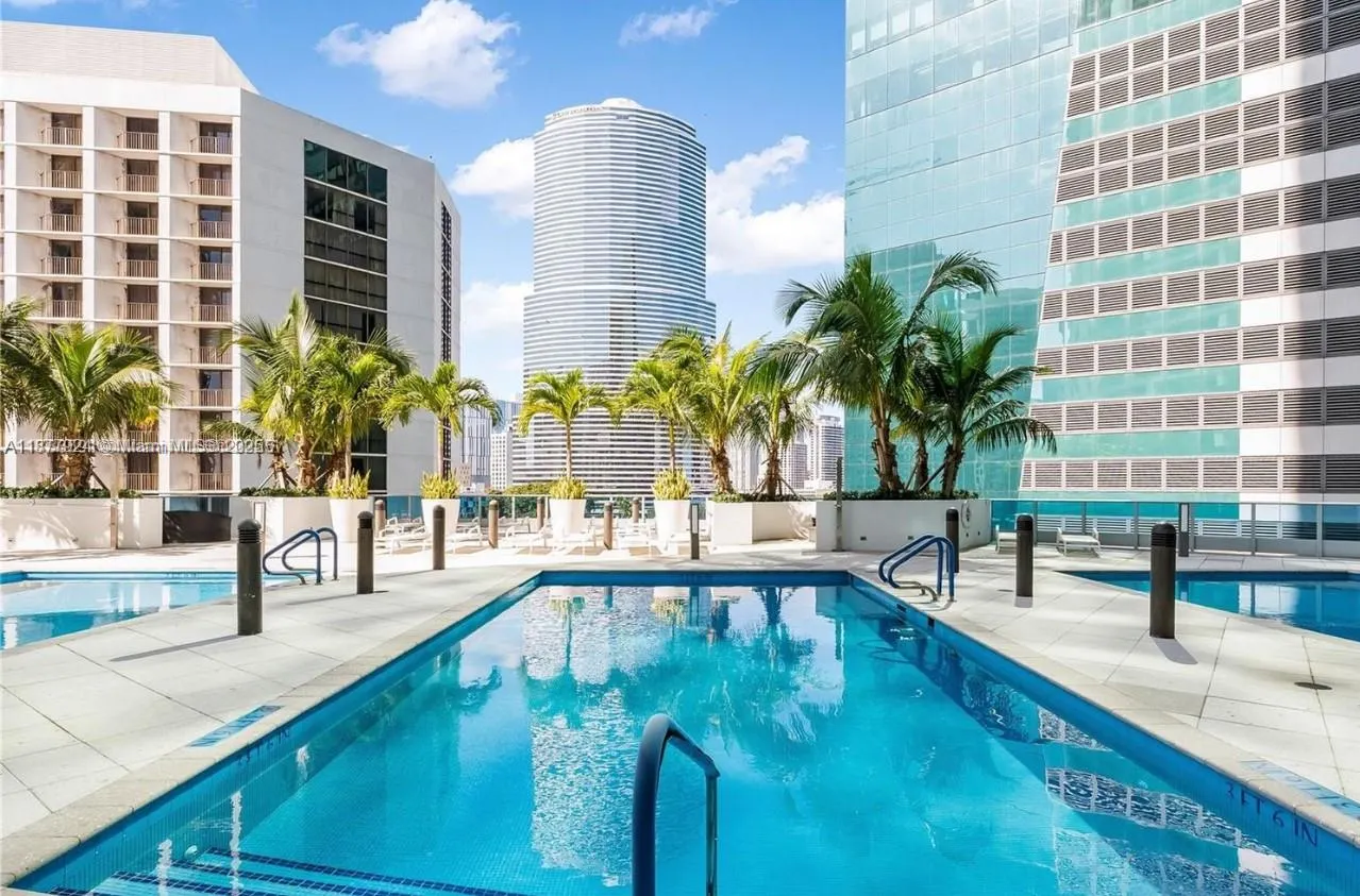 200 Biscayne Boulevard Way, #3801