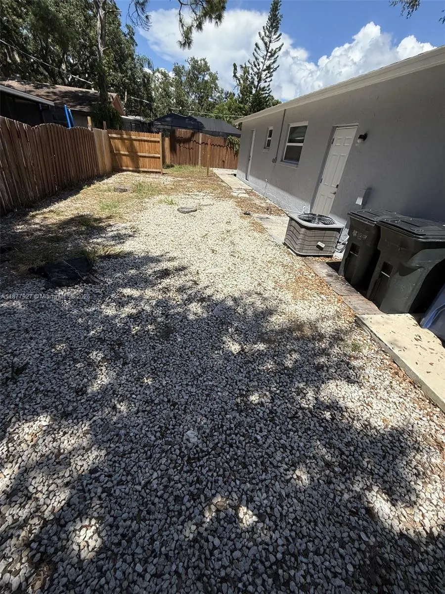3985 Proctor Rd
