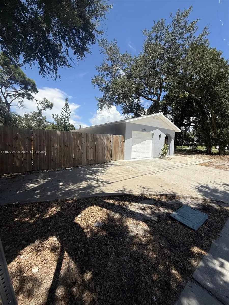 3985 Proctor Rd
