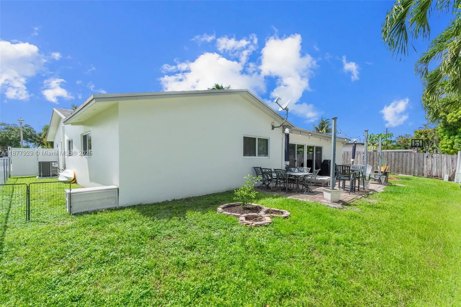 721 NW 98th Ave