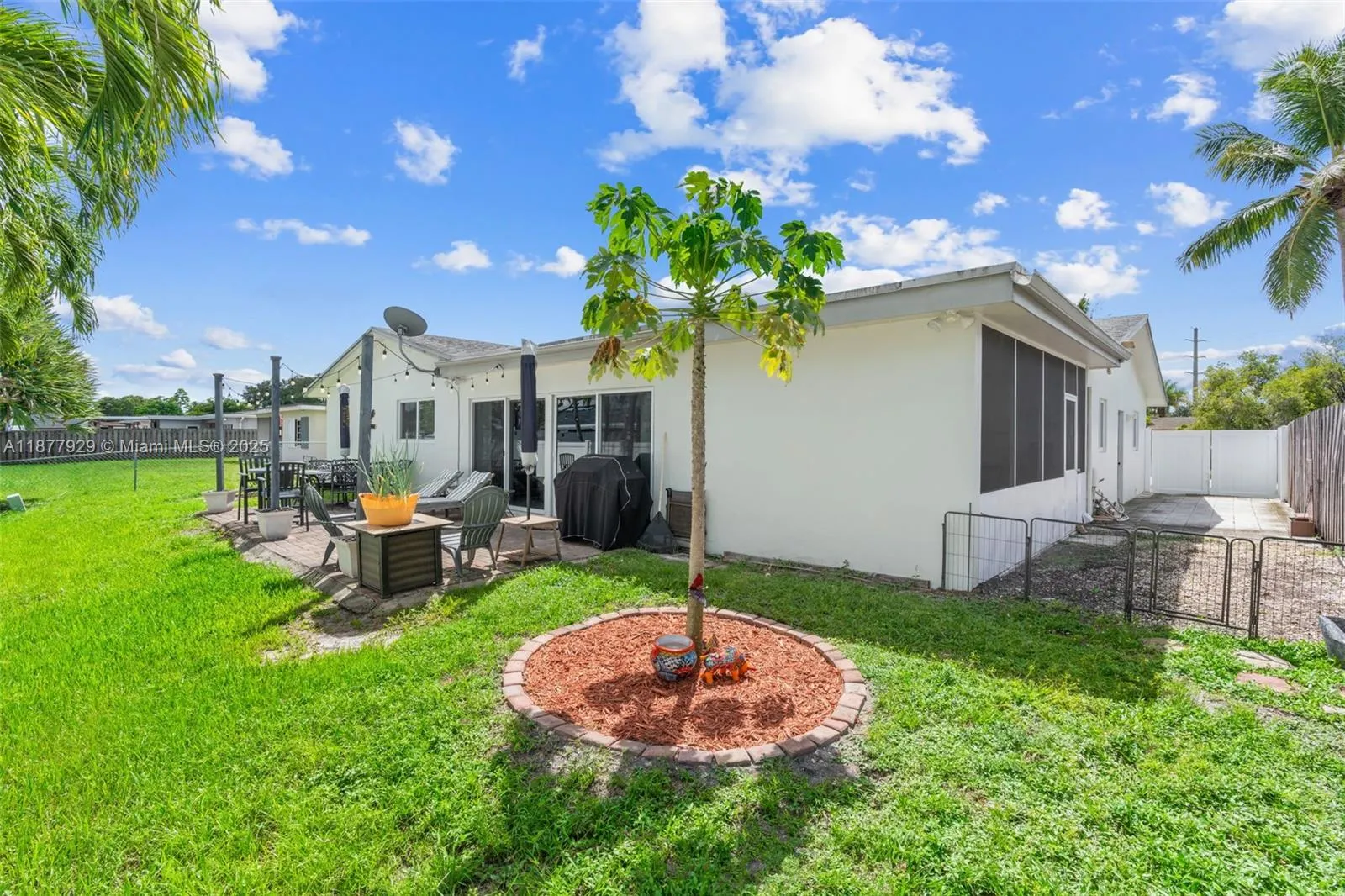 721 NW 98th Ave