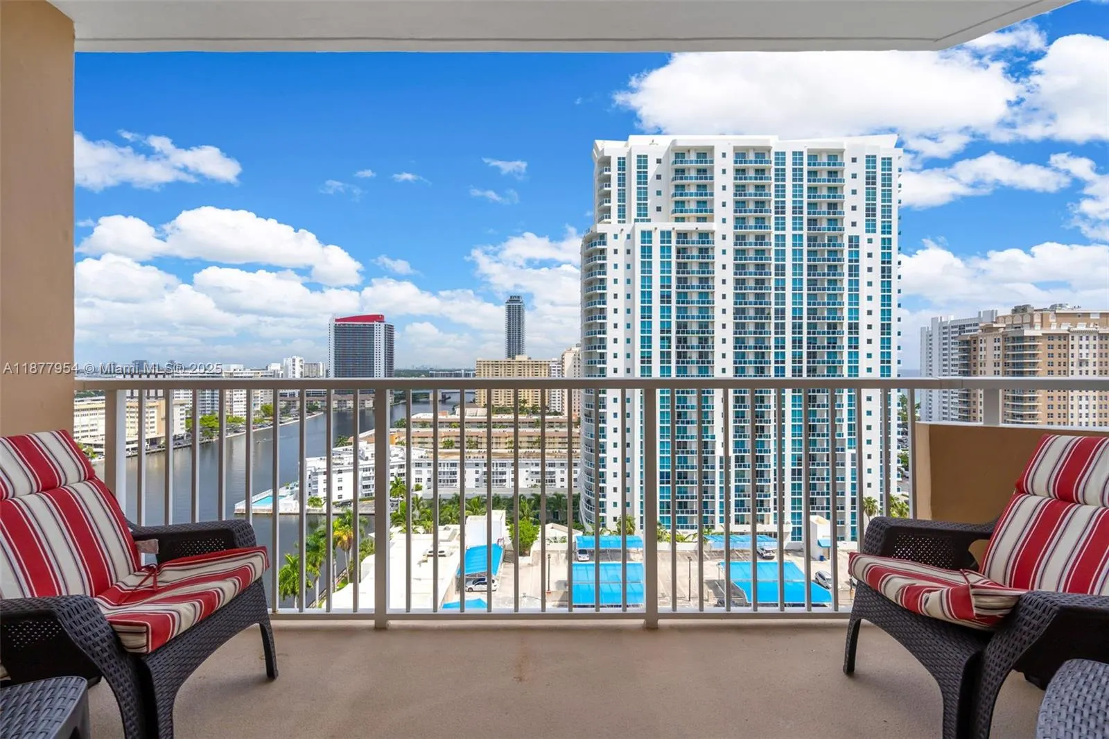 1965 S Ocean Dr, #15B