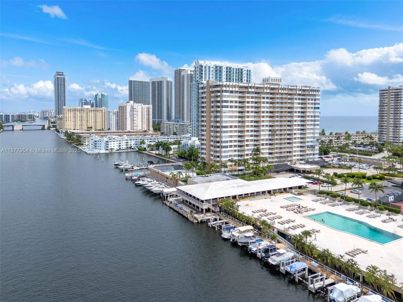 1965 S Ocean Dr, #15B