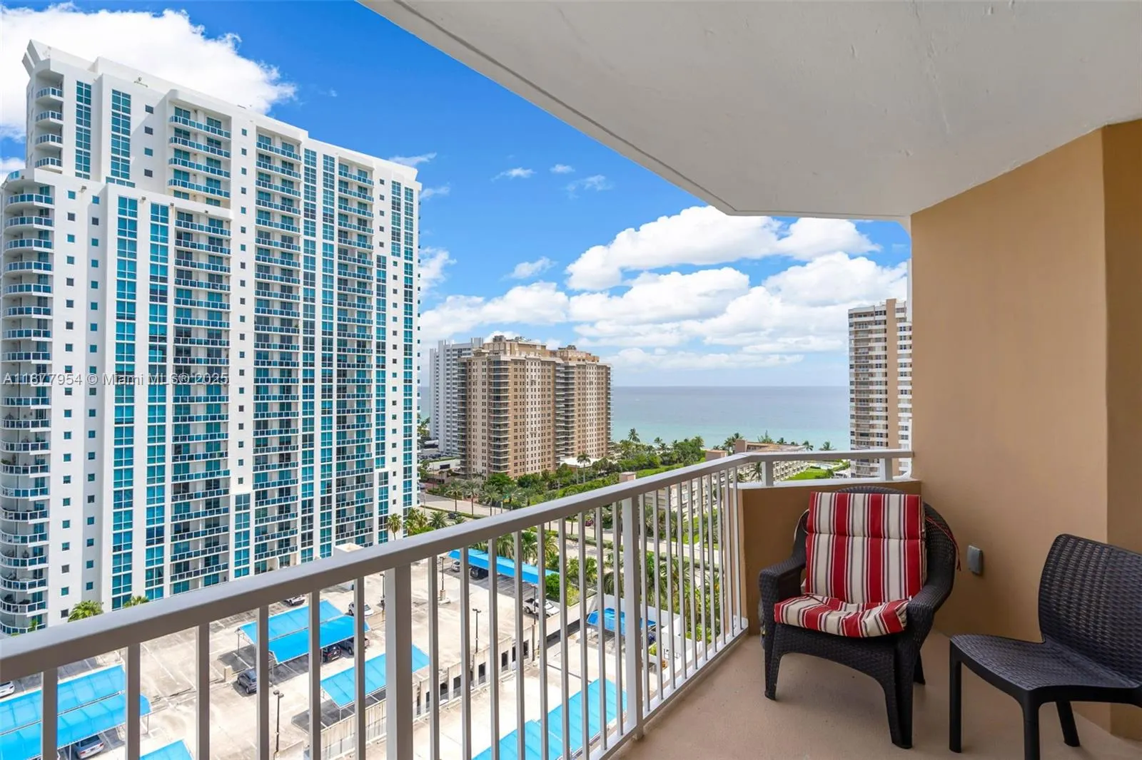 1965 S Ocean Dr, #15B