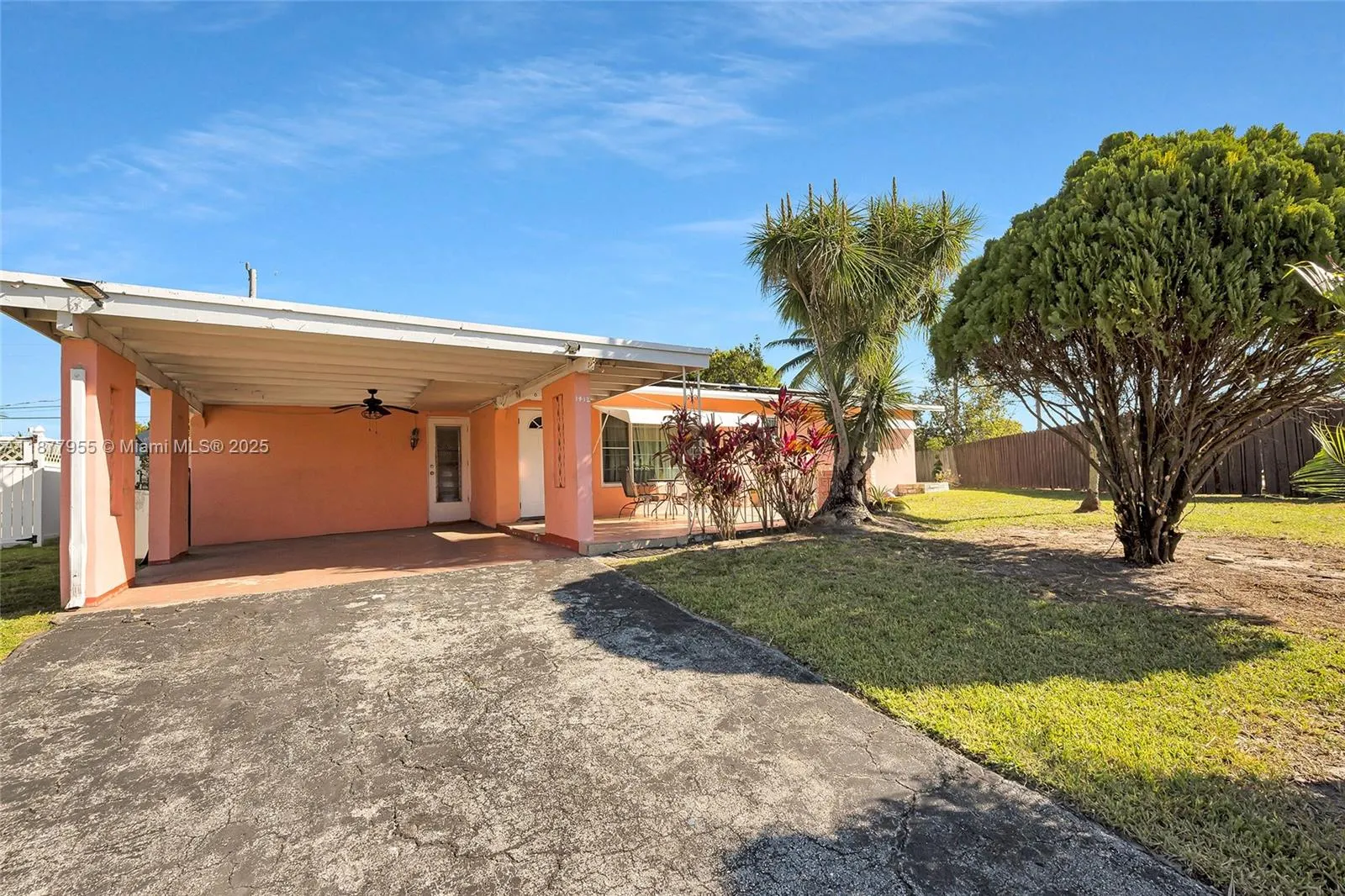 1412 NW 63rd Ave