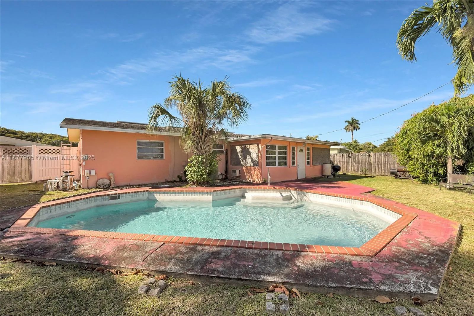 1412 NW 63rd Ave