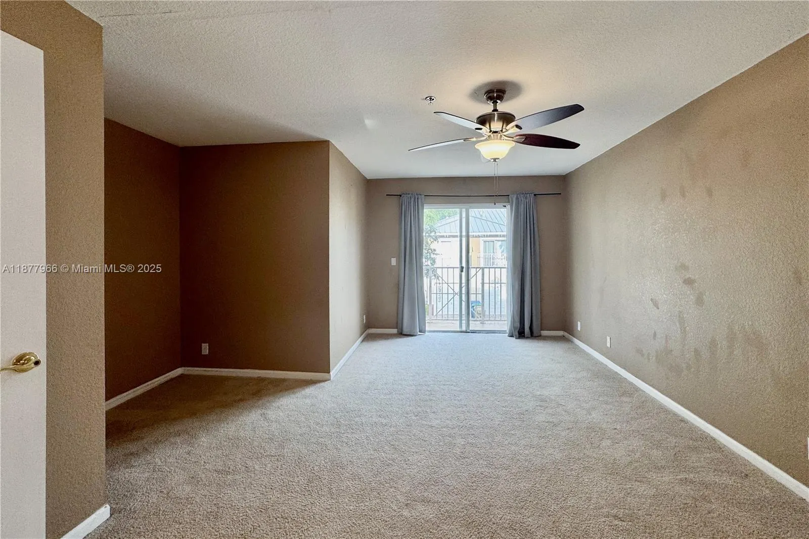 4649 SW 75th Way