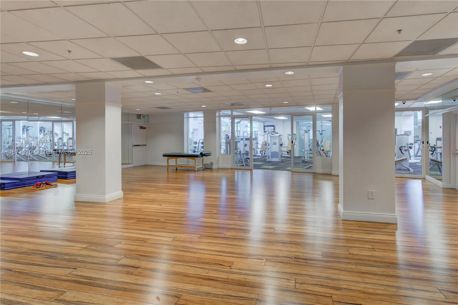 848 Brickell Key Dr, #2502