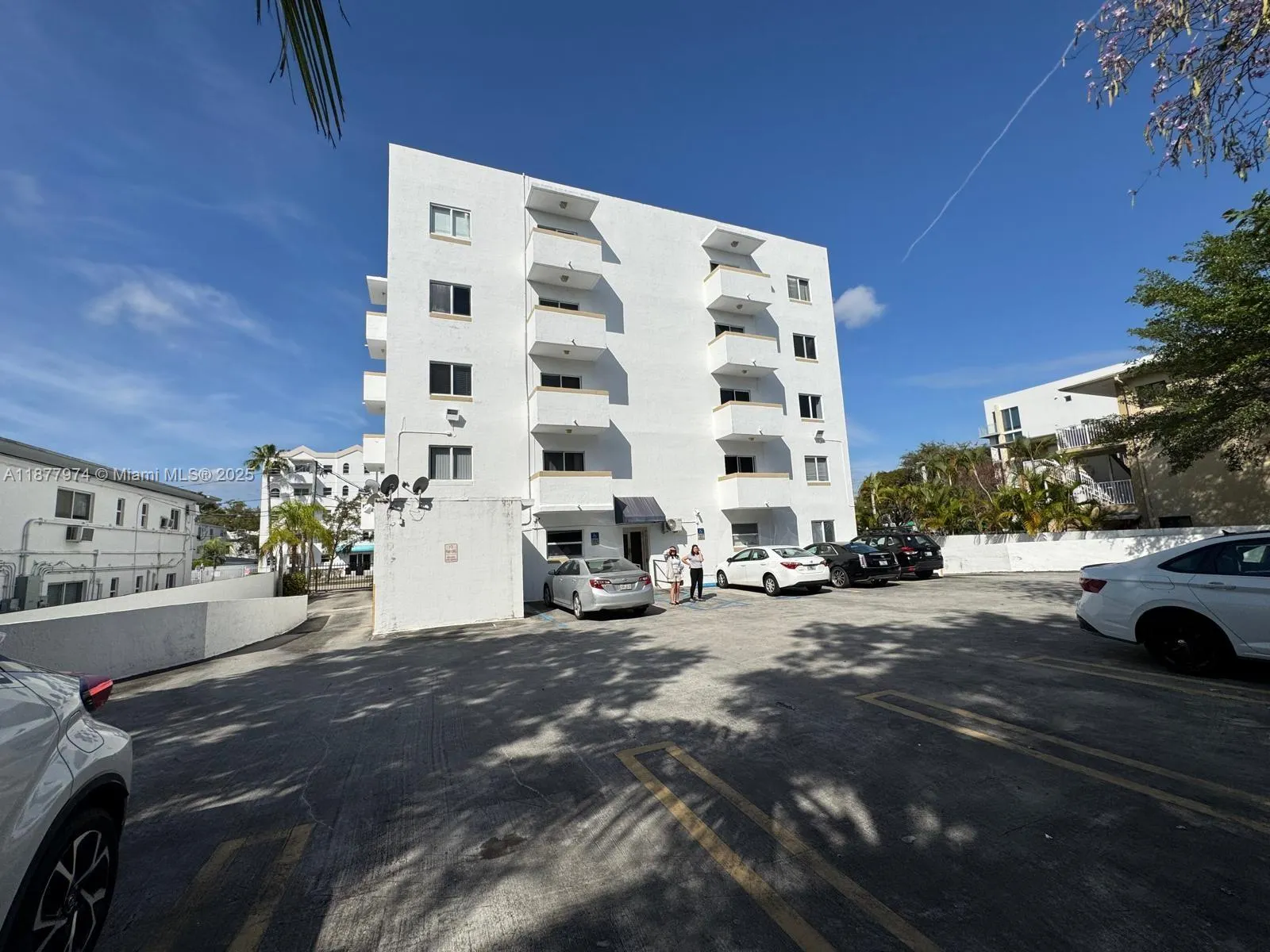 3051 SW 27th Ave, #105