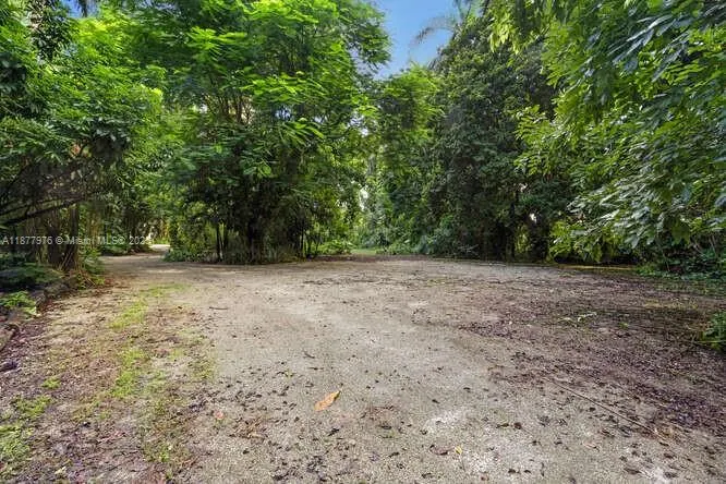 23550 SW 187th Ave