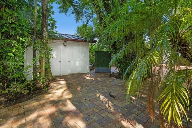 23550 SW 187th Ave