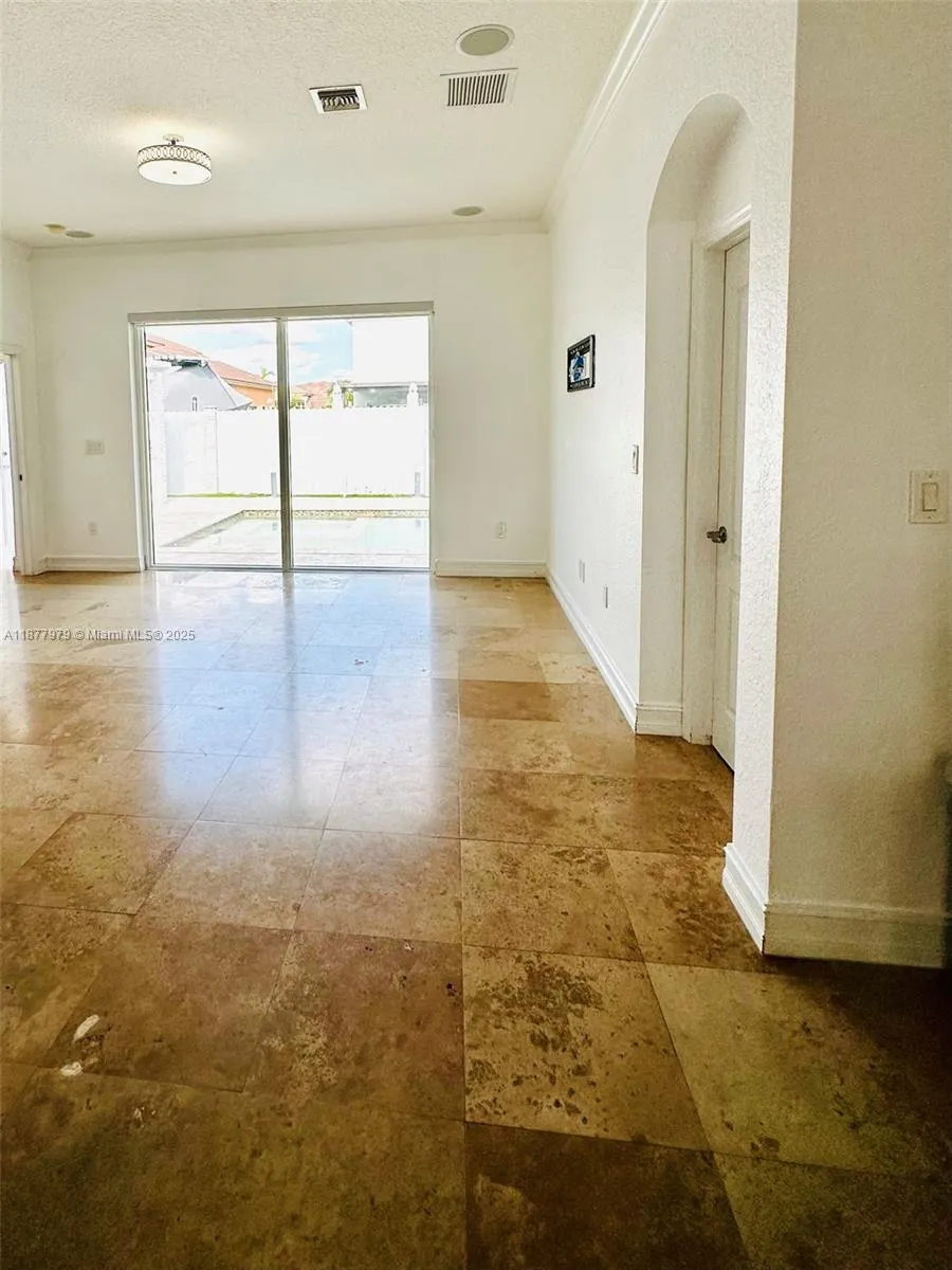 1455 SW 155th Ct