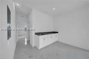 928/930 HEPBURN AVE