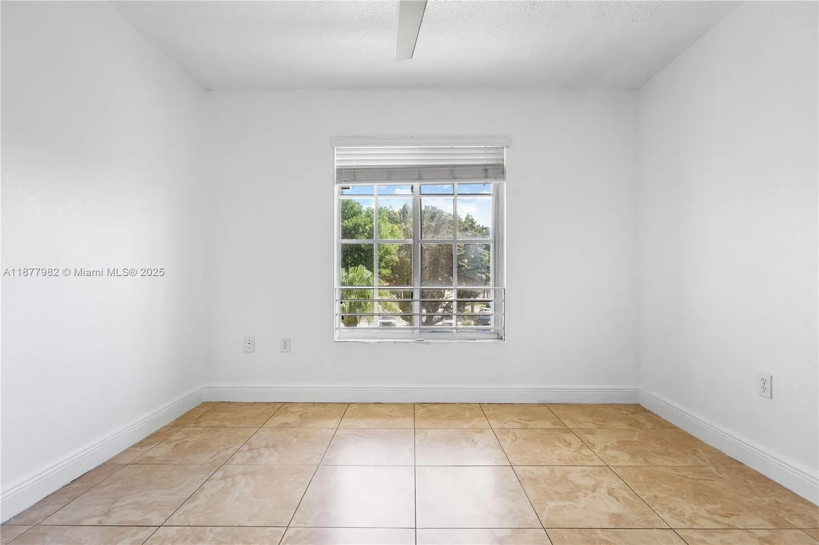 5112 NW 79th Ave, #305