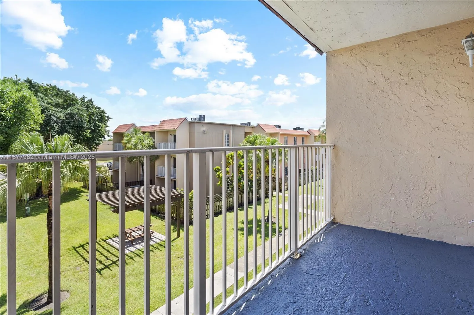5112 NW 79th Ave, #305
