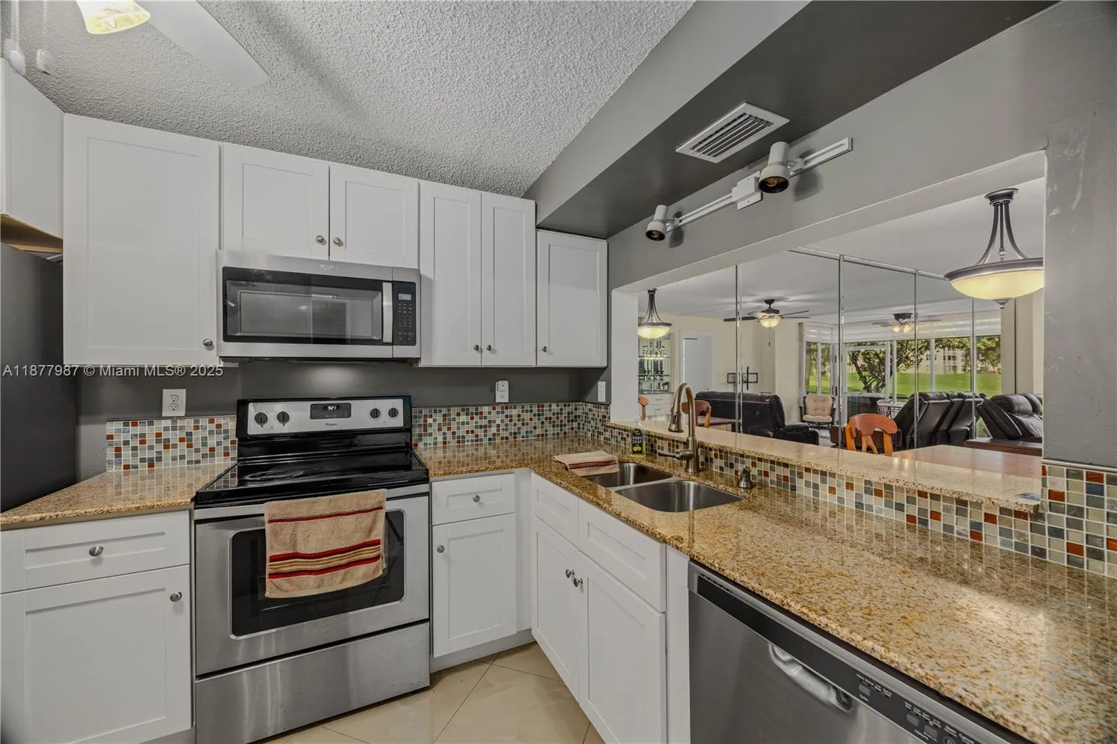 1911 Sabal Palm Dr, #105