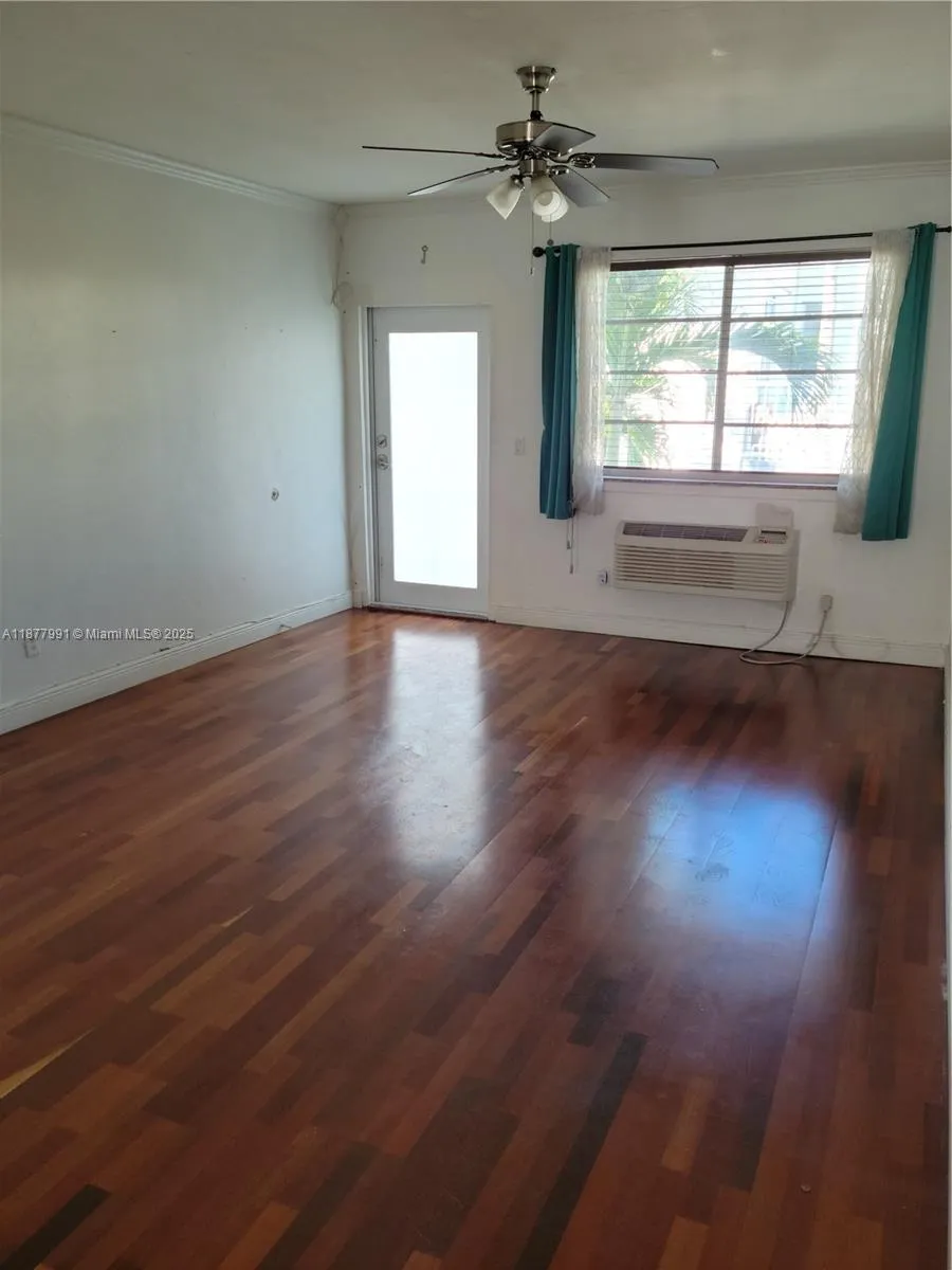 7315 Byron Ave, #17