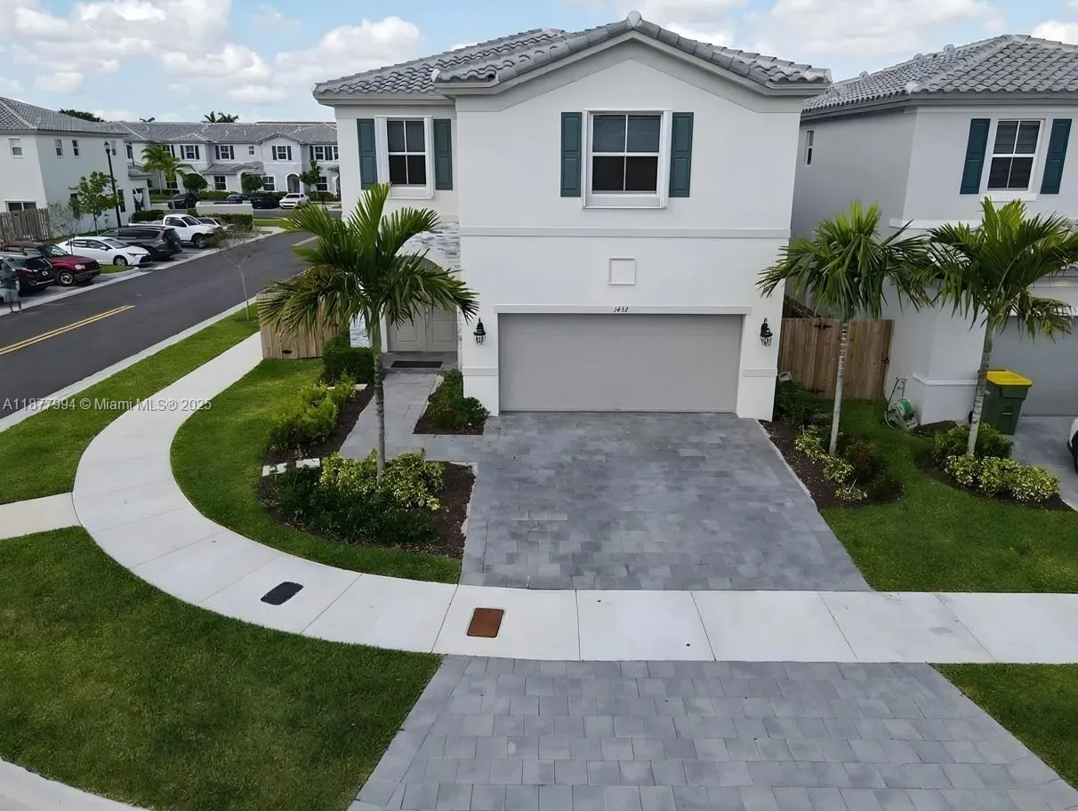 1432 SE 26th Rd
