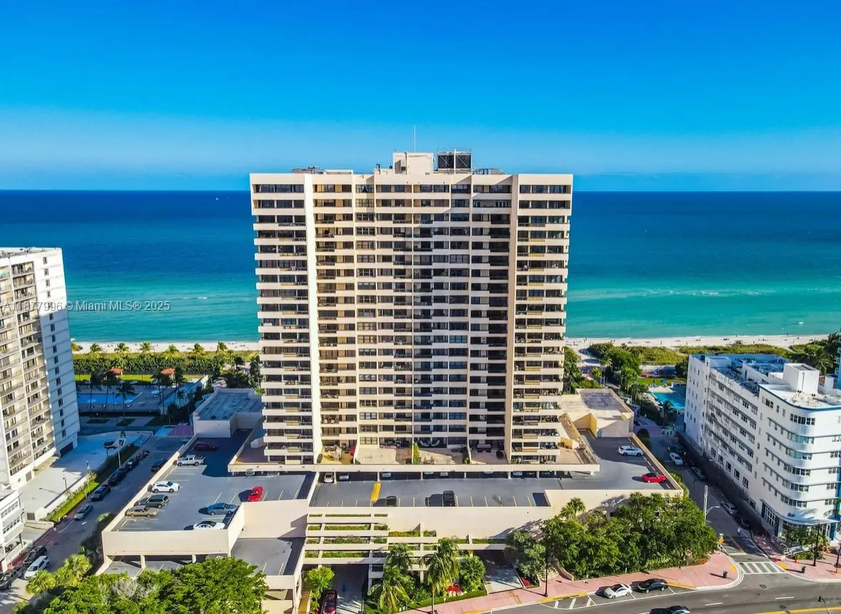 2555 Collins Ave, #2200