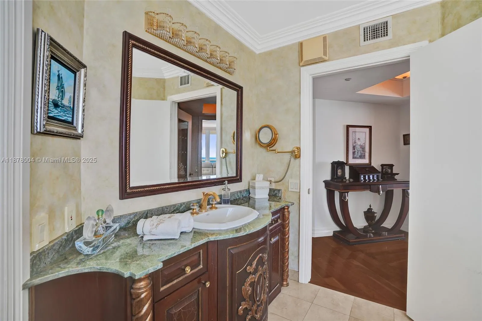 19111 Collins Ave, #2101