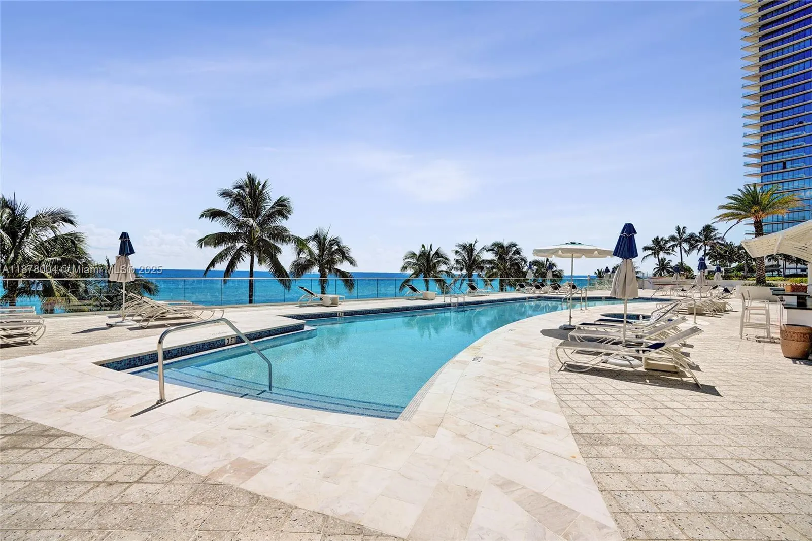 19111 Collins Ave, #2101