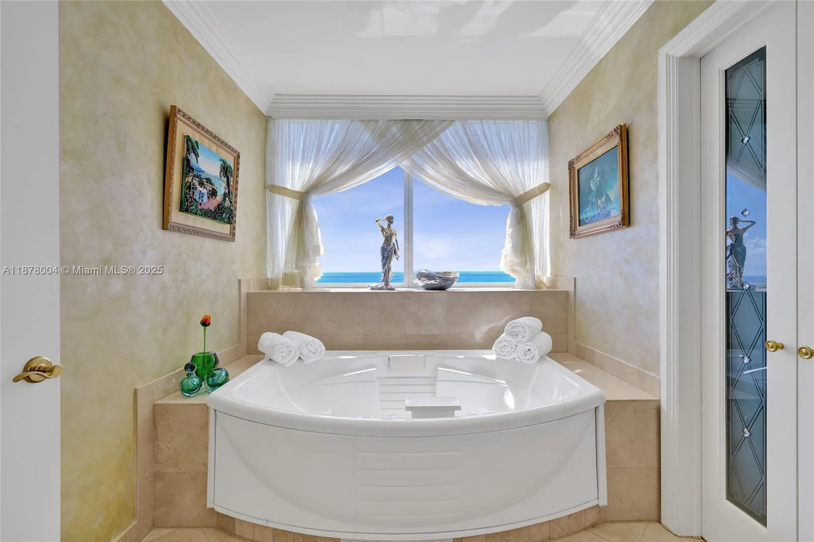 19111 Collins Ave, #2101