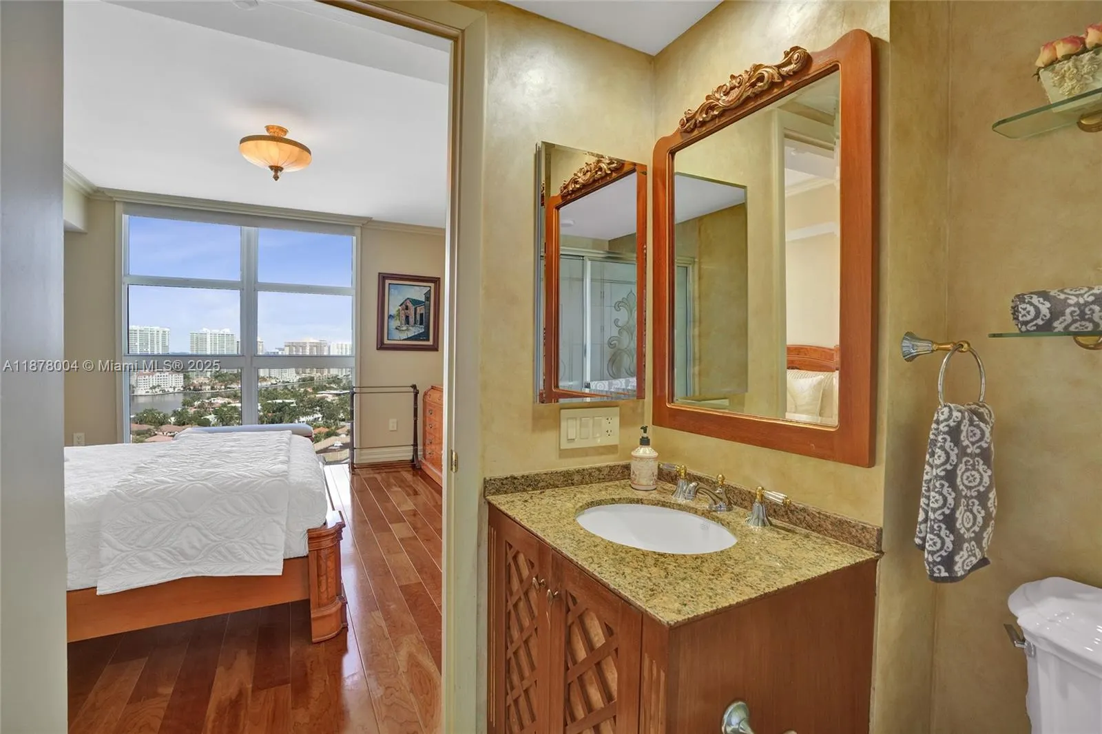 19111 Collins Ave, #2101