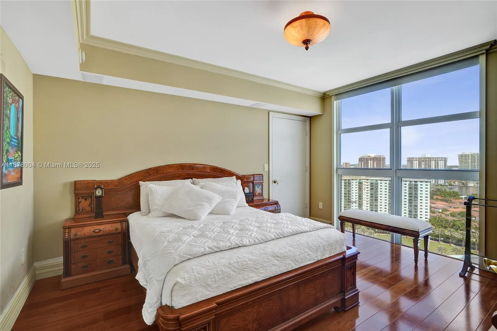 19111 Collins Ave, #2101