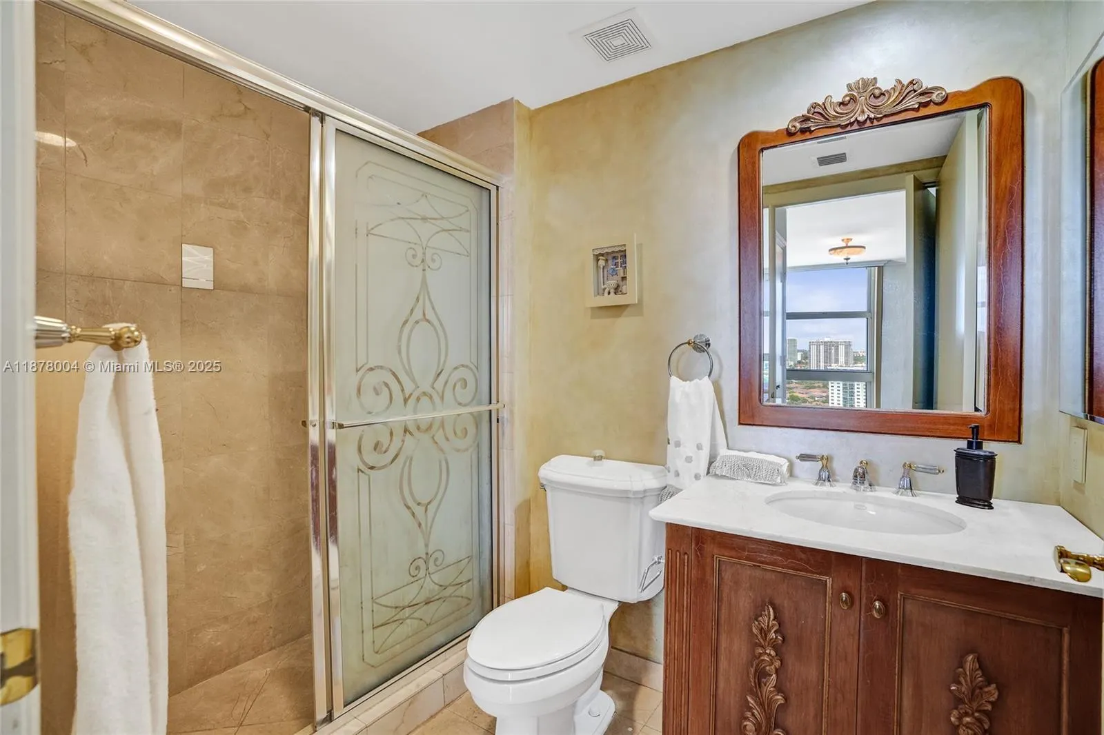 19111 Collins Ave, #2101