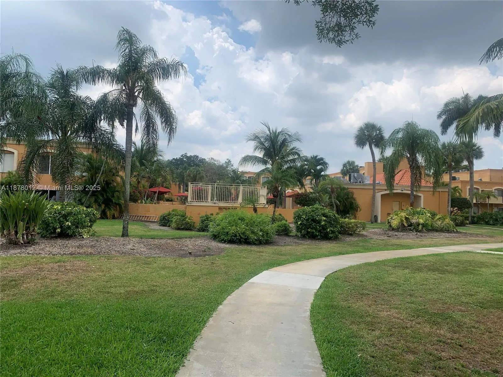 17901 NW 68th Ave, #T101