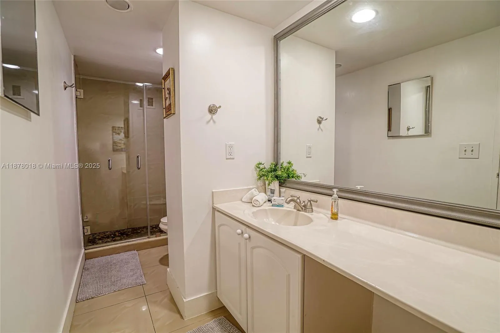 4001 S Ocean Dr, #10R