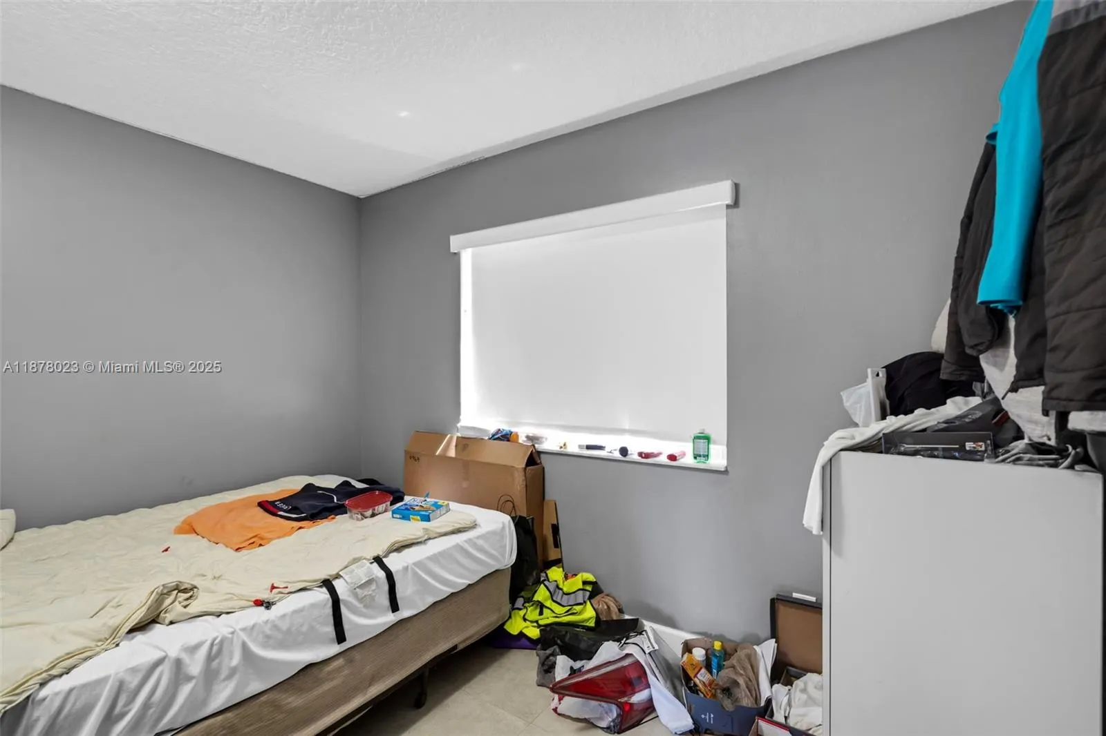 1086 SE 5th Ct