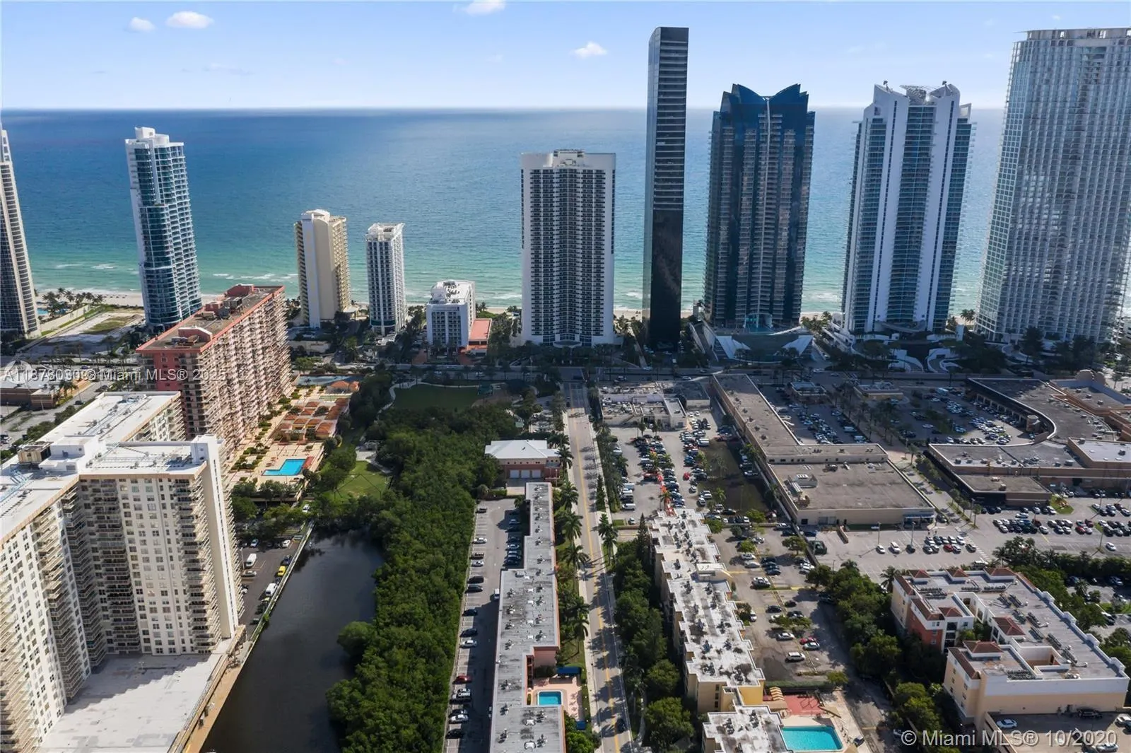 251 NE 172nd St, #221