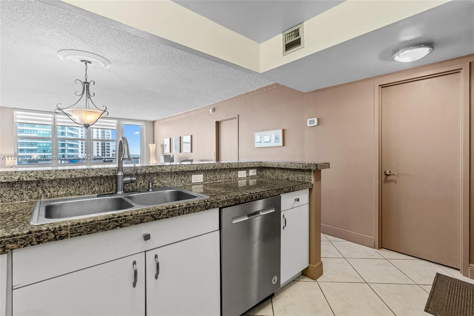 3725 S Ocean Dr, #1609