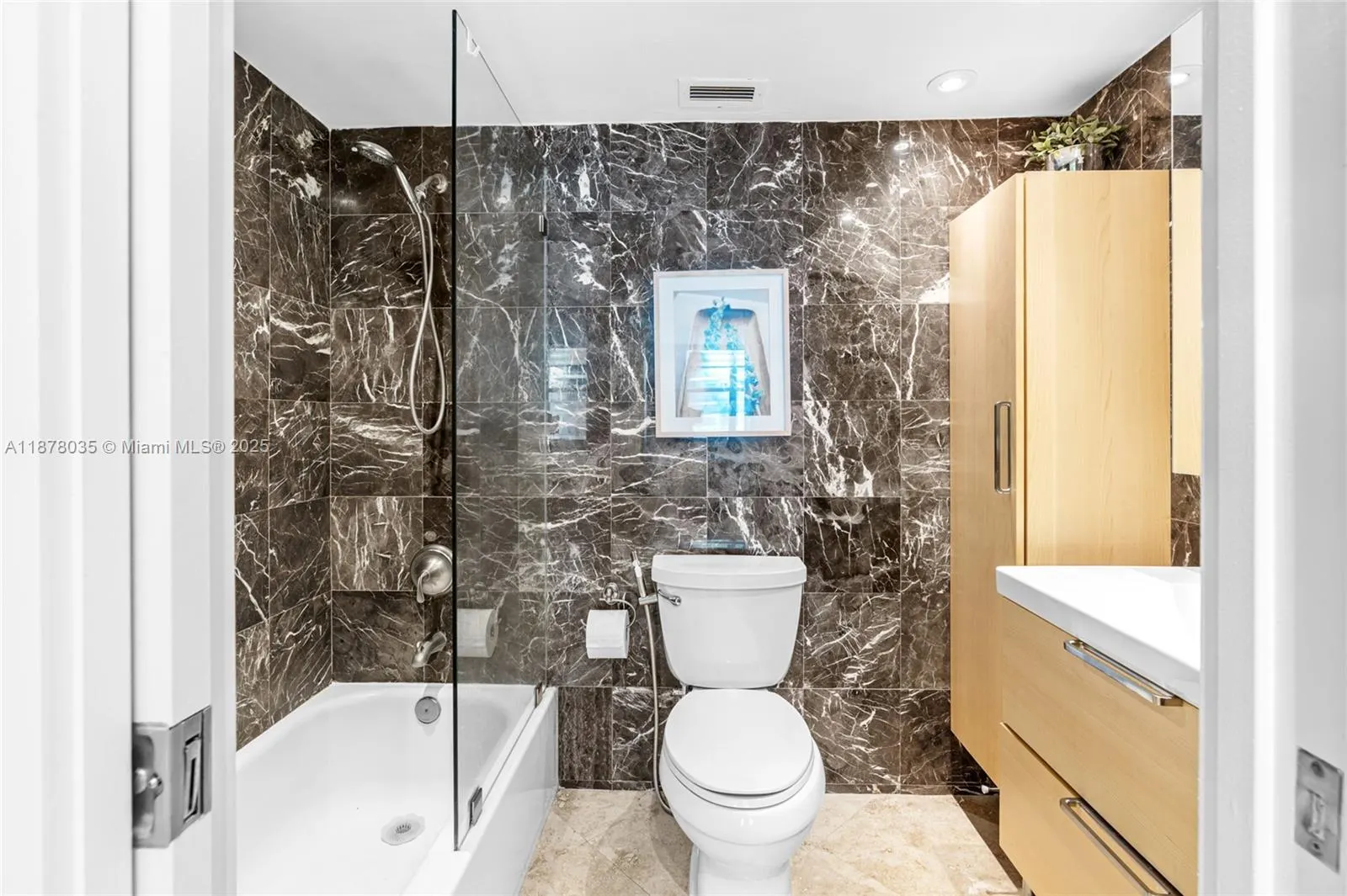 3725 S Ocean Dr, #1609