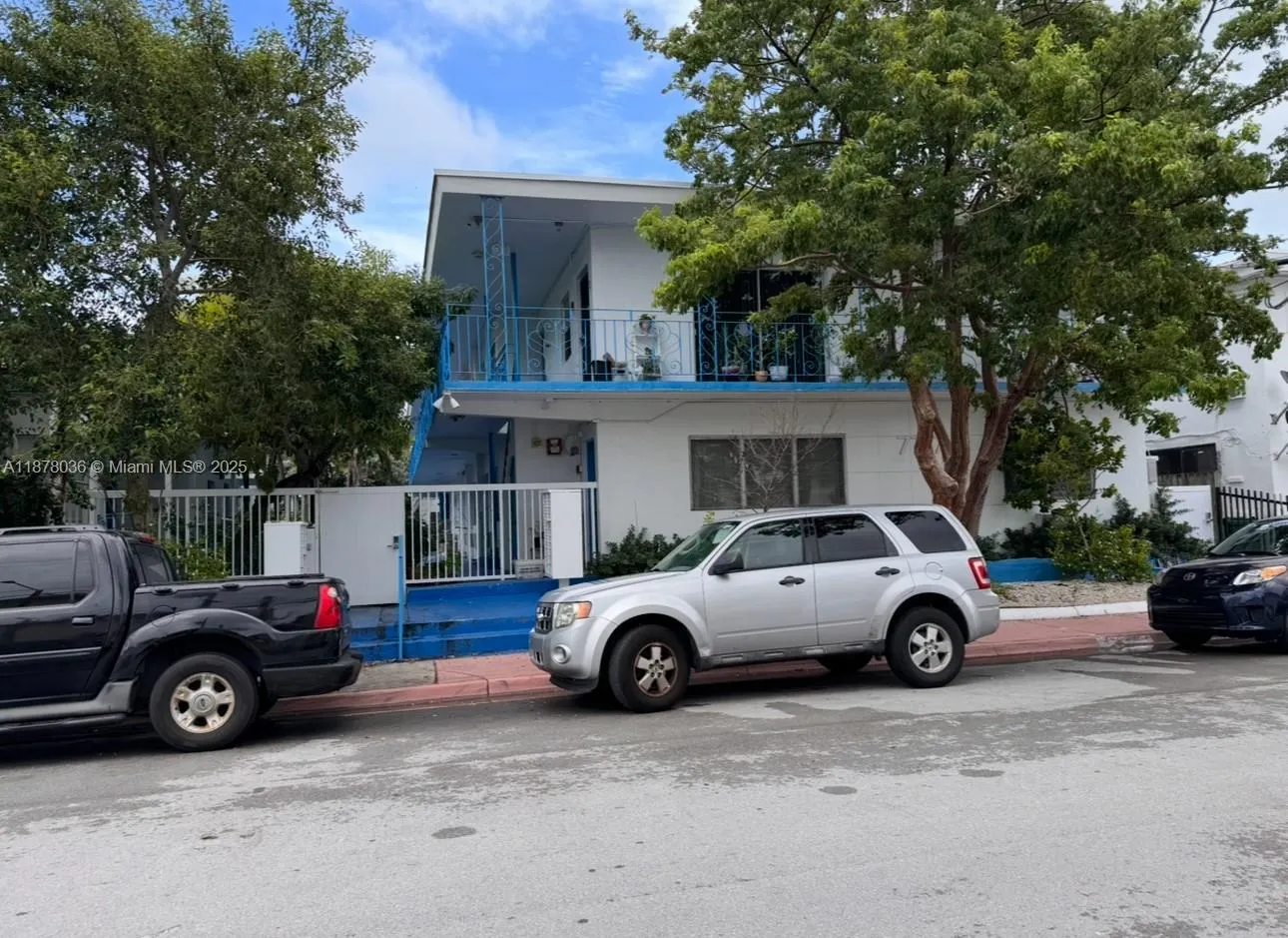 7717 Byron Ave, #9