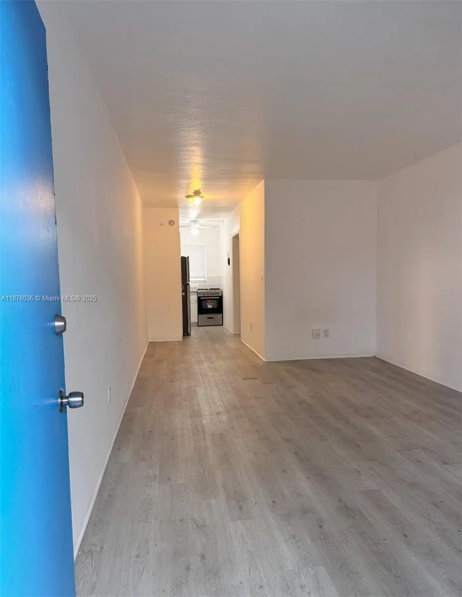 7717 Byron Ave, #9