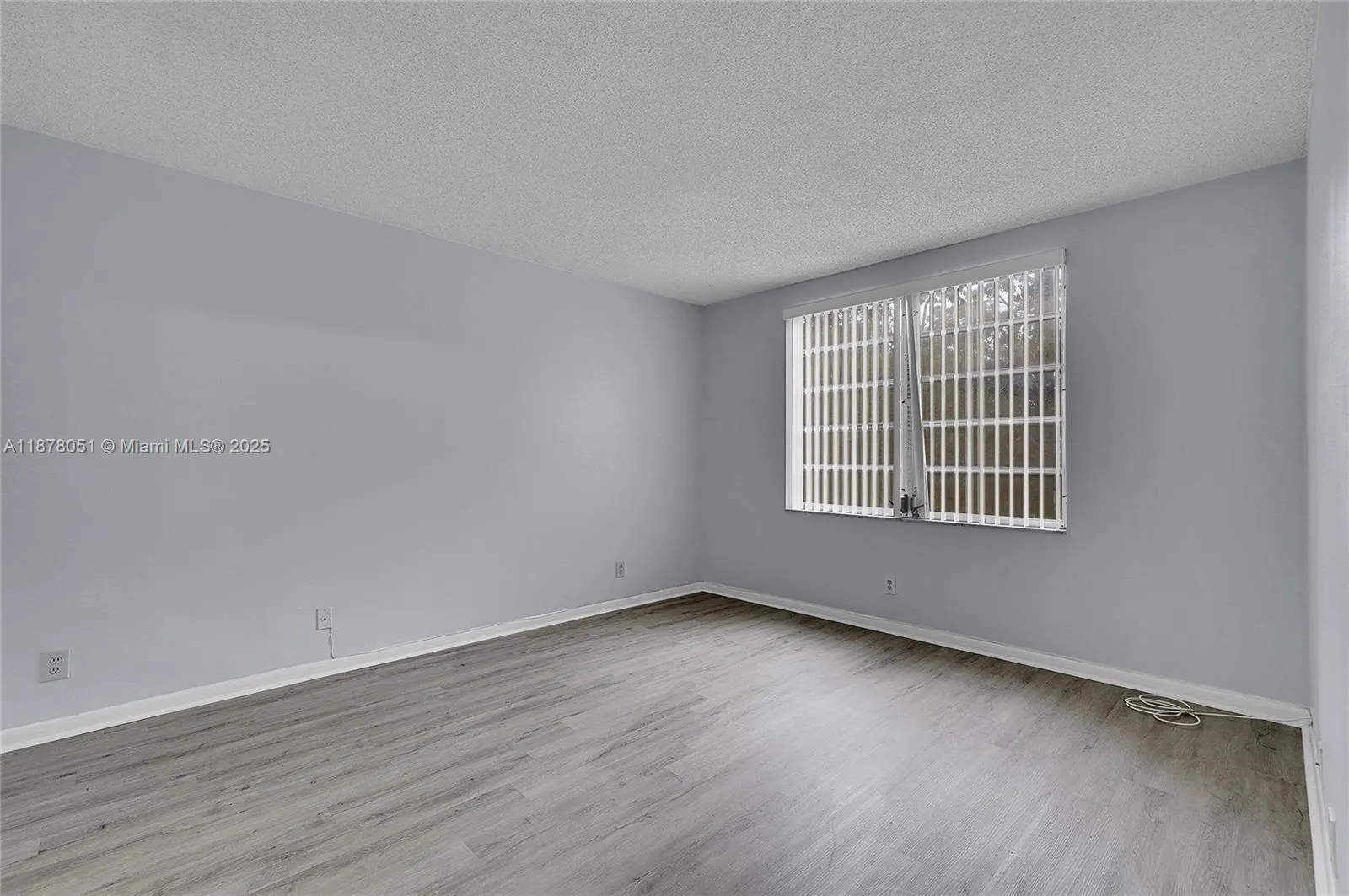 5320 NW 11th St, #205