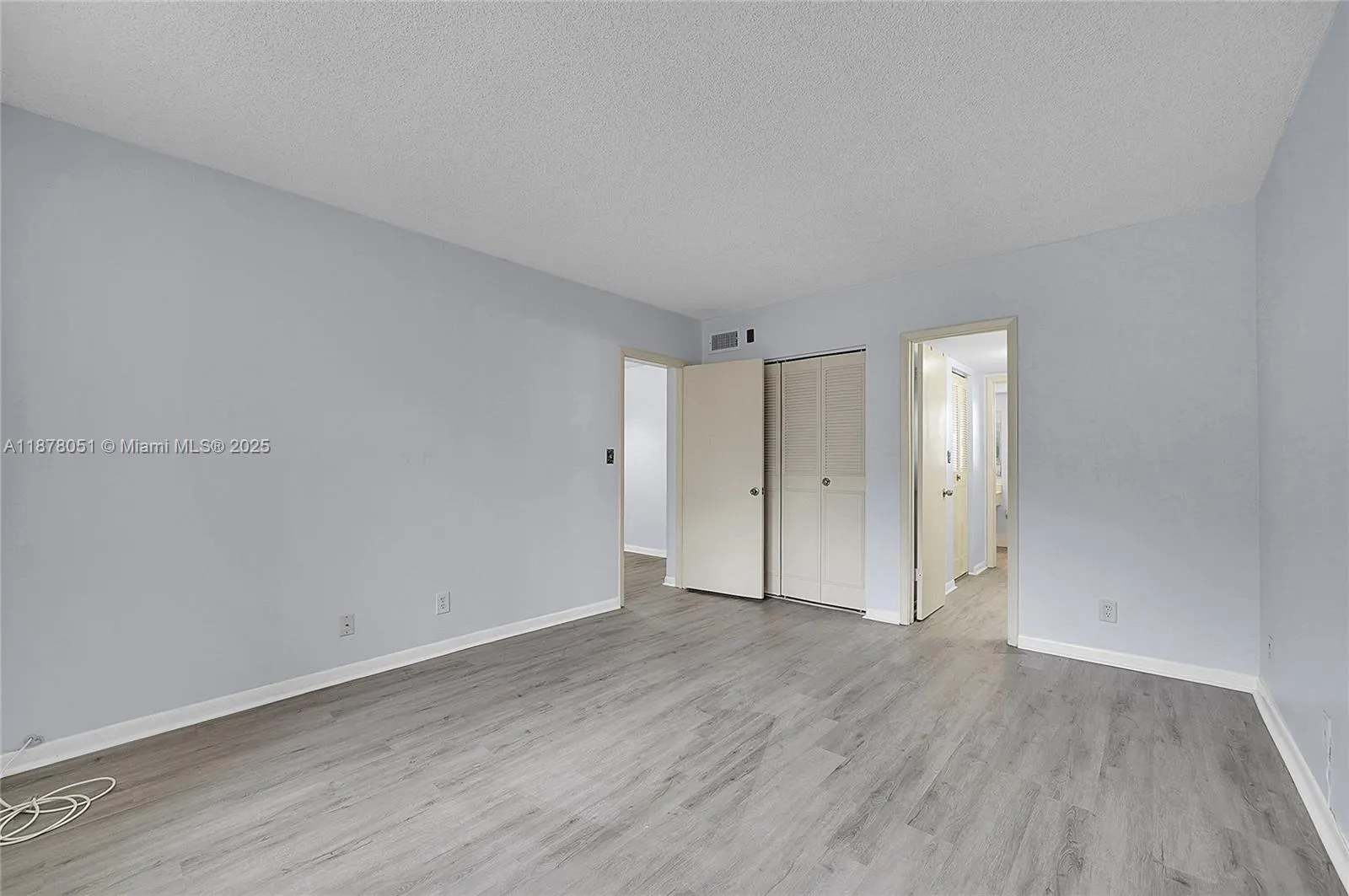 5320 NW 11th St, #205