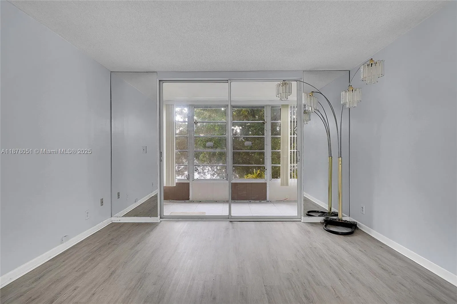 5320 NW 11th St, #205